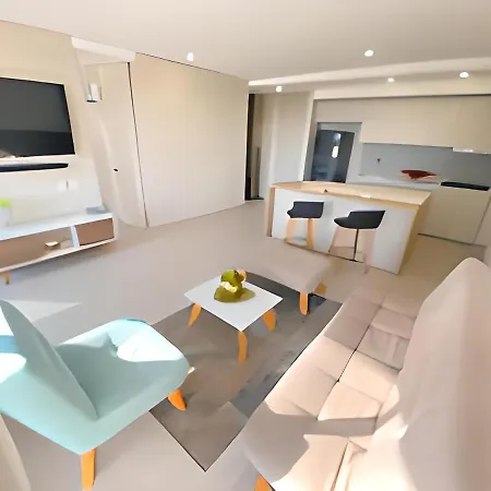Apartamento Cerca Al Aeropuerto Y Mar *